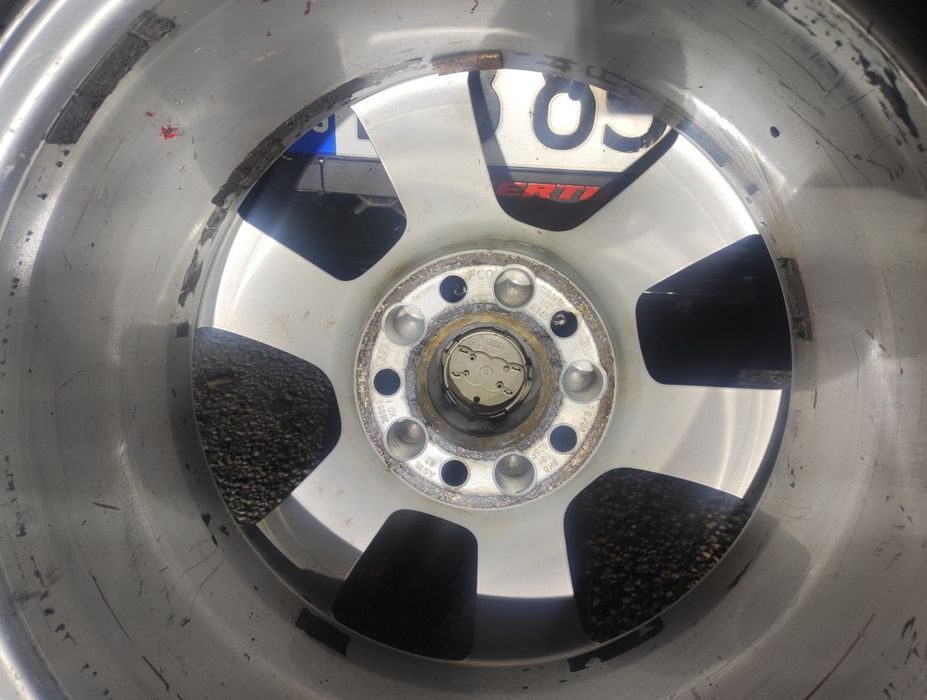 Джанти с зимни гуми за Ауди а4 б8