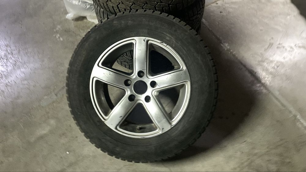 Колеса в комплекте на R15