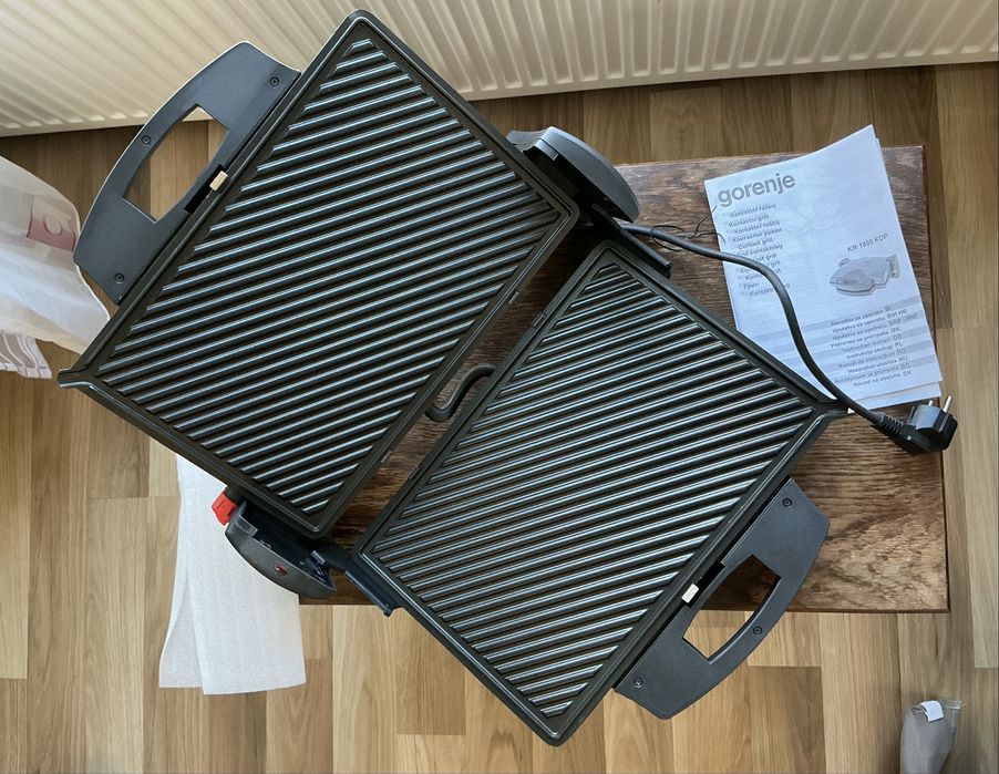 Grill electric dublu Gorenje 1800W KR1800KDP NOU, nefolosit