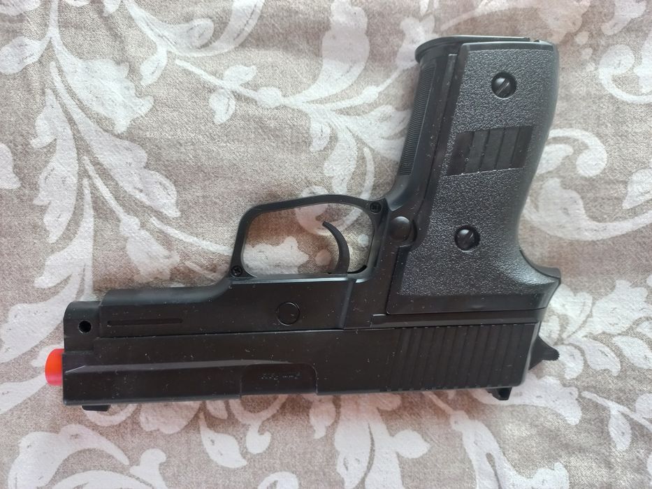 Replica pistol airsoft Italia-cadou Craciun