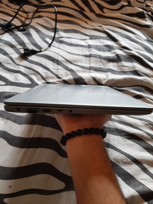 Linovo nootbook windows 10 pro