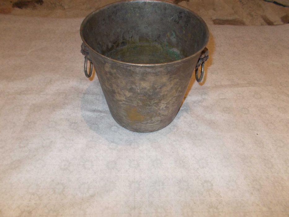 Стара соц шампаниера