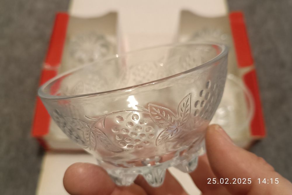 Продаётся набор посуды