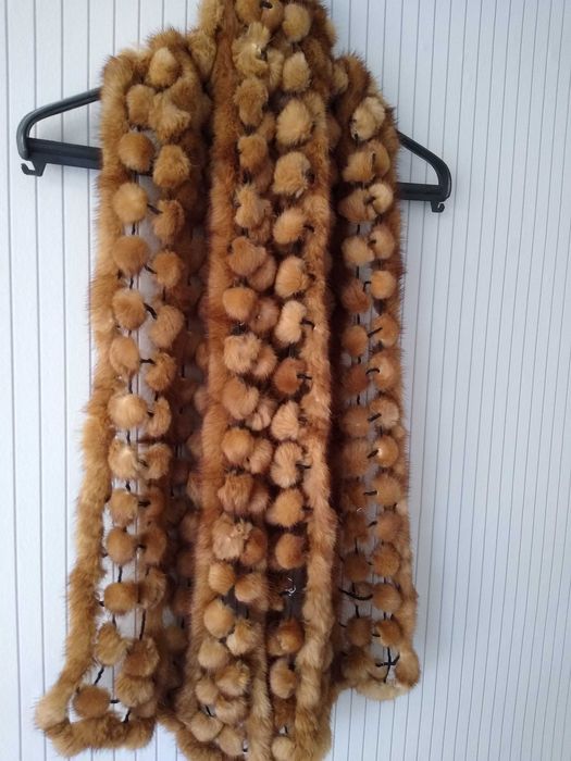 Barbour/Ugg дамска шапка и ръкавици