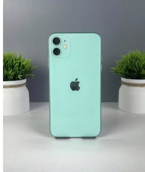 Продам IPhone 11