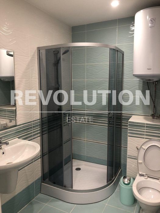 Дава се под наем Двустаен апартамент в Варна, Бриз - 63 кв.м за 498.27 € - Снимка #3