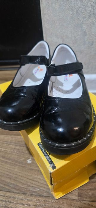 Школьные.  туфли