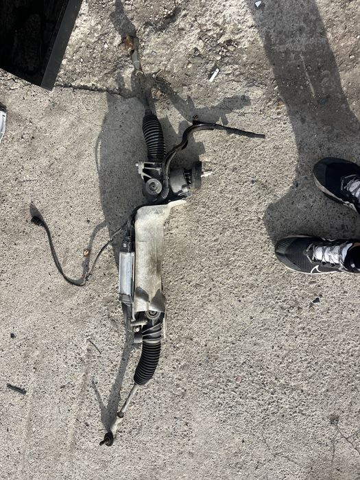 Влектрическа рейка за Audi A3 2010-