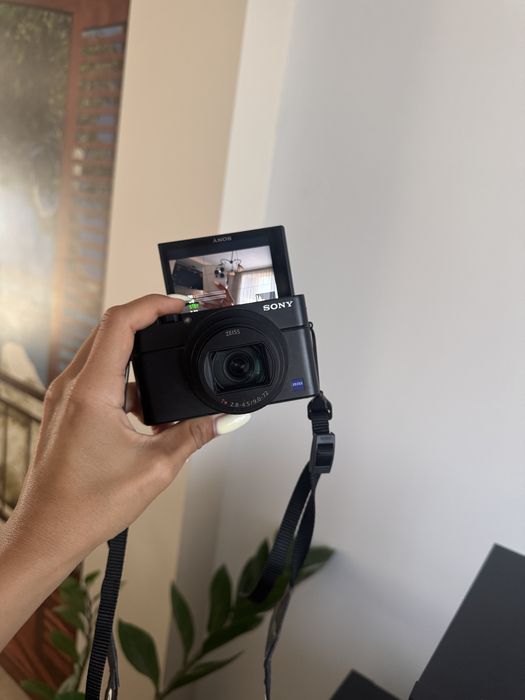Фотоапарат Sony RX100 vii в гаранция