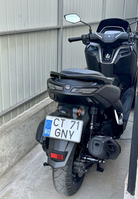 Yamaha Nmax 125 TechMax 800km - stare NOUA categoria B