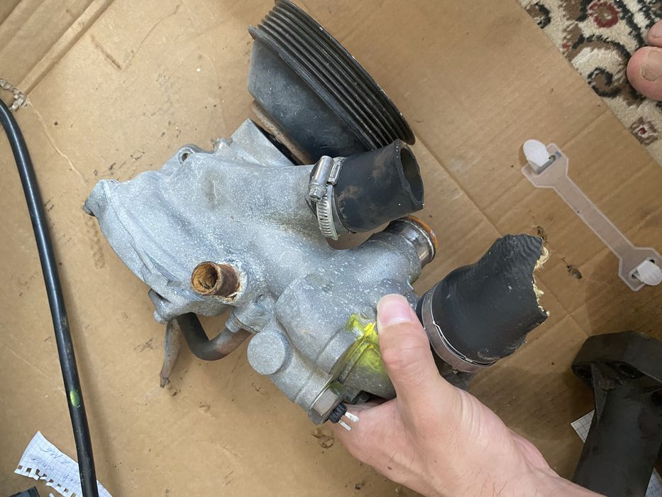 Мерс 3.2 2.8 запчасть лупарик