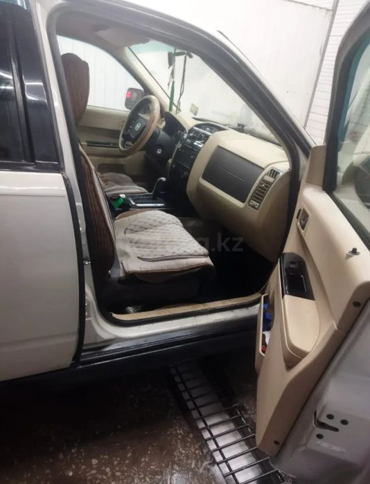 Продам машины Mazda Tribute 2008