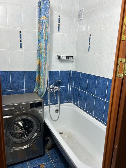 Сдам 2х комн квартиру