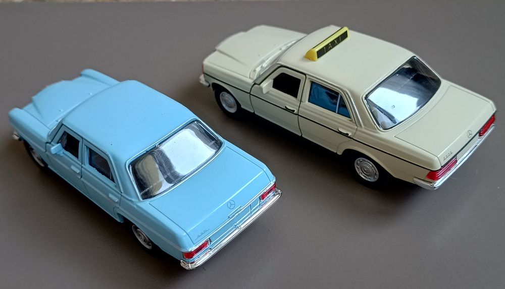 Mercedes-Benz® W114 W115 Bot de Cal /8 machetă ~12cm