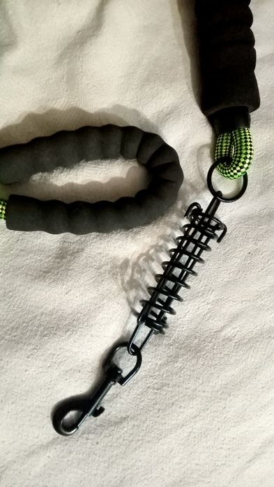 Поводки для собак