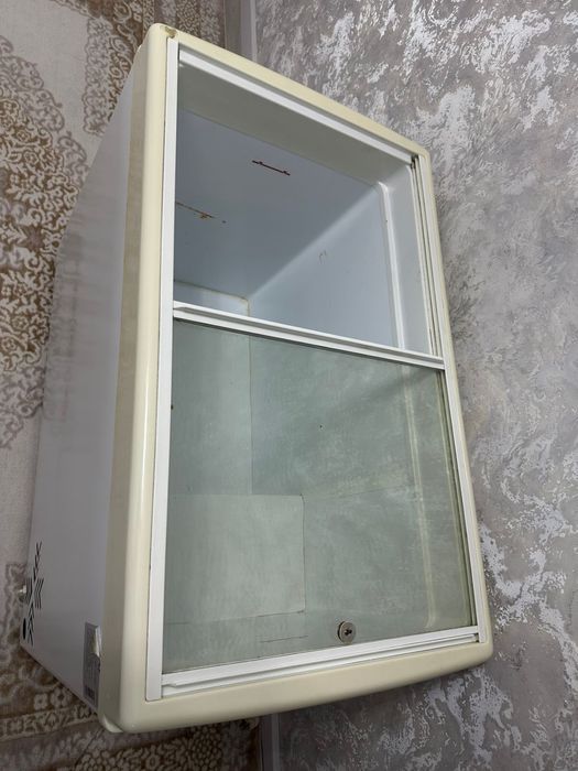 Продаю б/у морозильник!