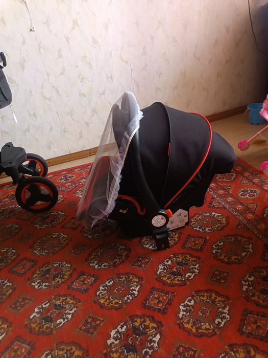 Продам детскую коляску