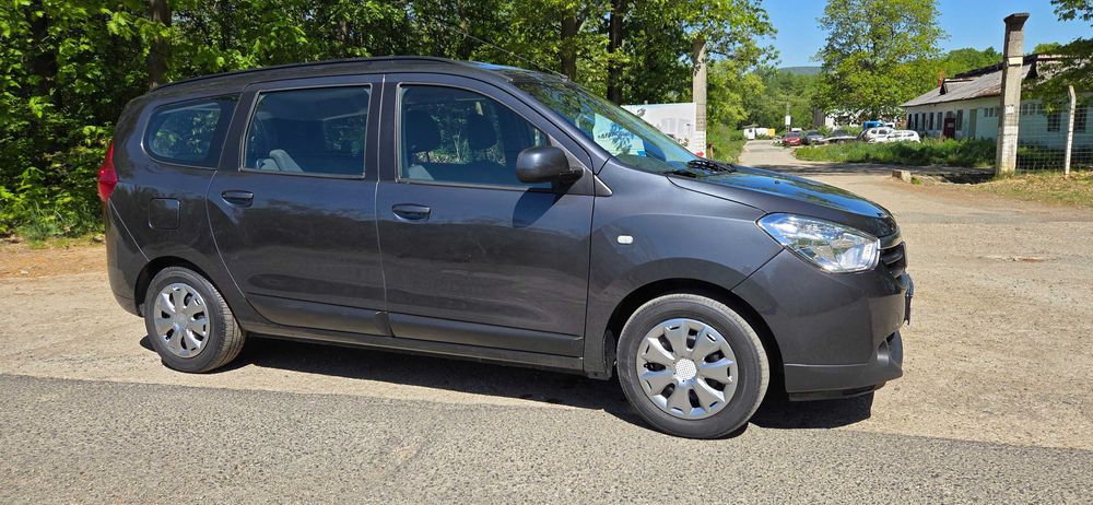 Dacia Lodgy - 1.5 DCi (5 locuri)