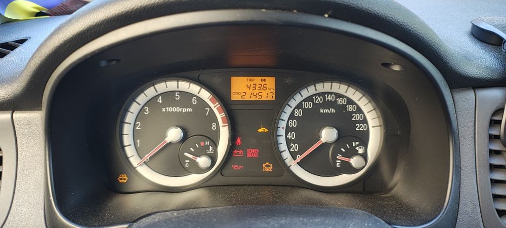 Kia Rio 1.4, benzină,2006 • În familie de nouă • ITP/RCA la zi”.