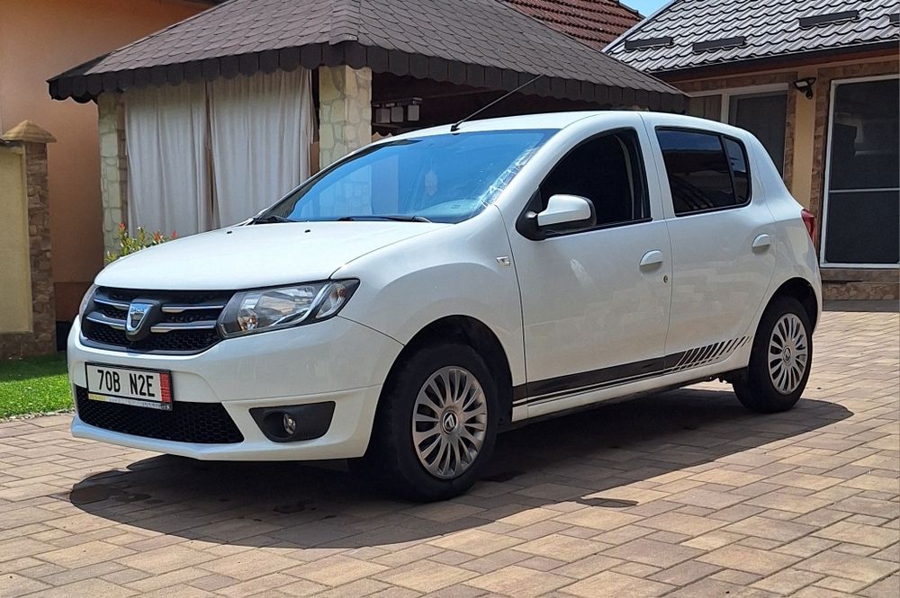 Dacia Sandero / 1.2 Benzină