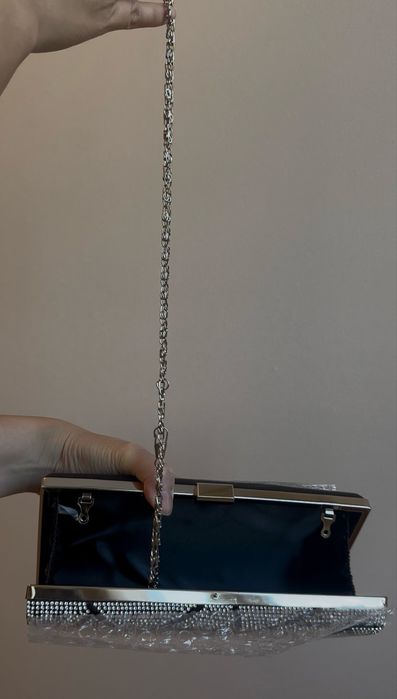 Новый клатч со стразами