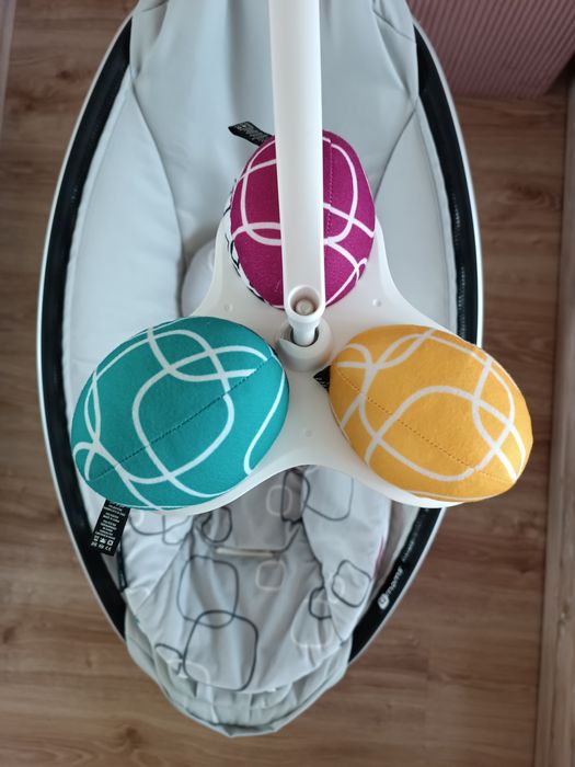 Електрическа бебешка люлка 4moms  MamaRoo