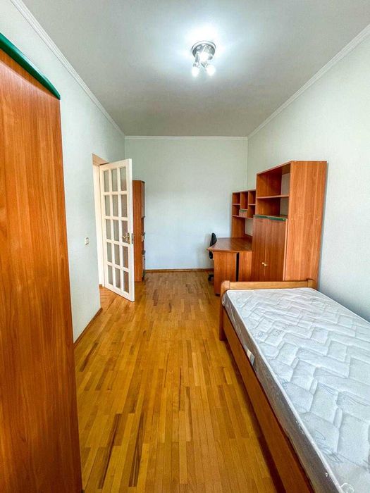 Сдаётся 3-комнатная квартира в Мирабадском районе