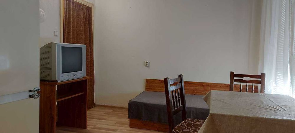 Дава се под наем Едностаен апартамент в Пловдив, Въстанически - 30 кв.м за 178.5 € - Снимка #2