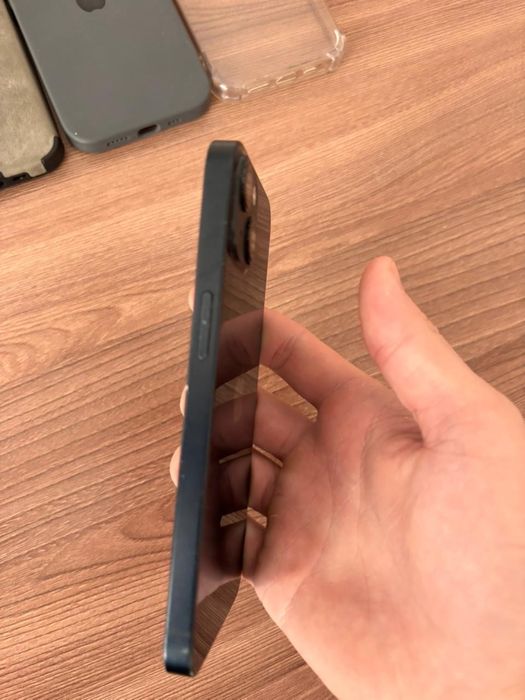 Продам iphone 13