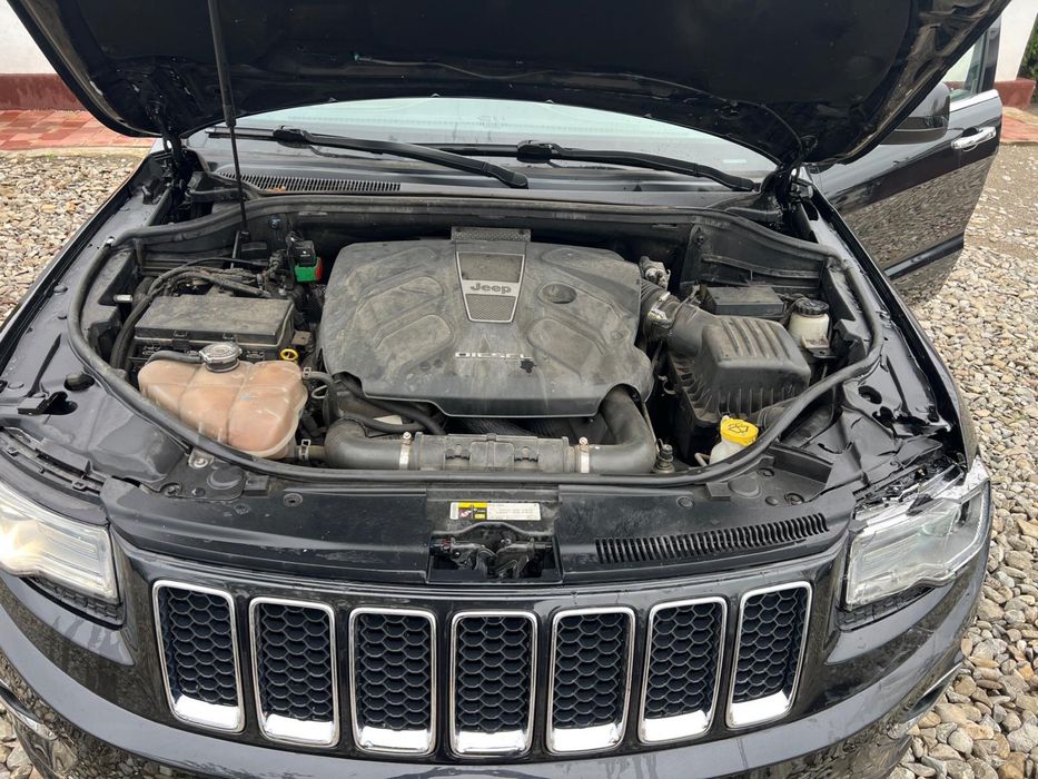 Jeep Grand Cherokee Overland, 75000 km, avariat, AVARIATE