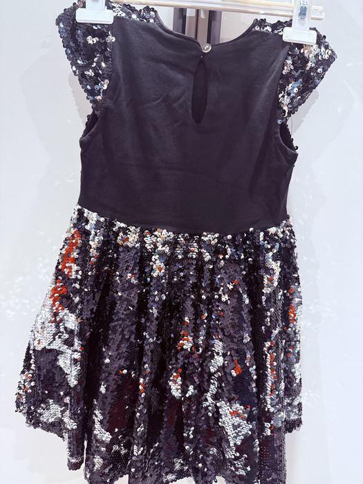 Платье для девочки 104см