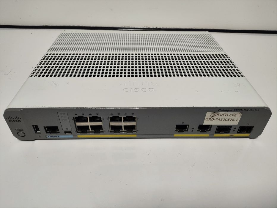 Switch Cisco 8 Porturi  WS-C2960CX-8PC-L Catalyst Administrabil 2x SFP
