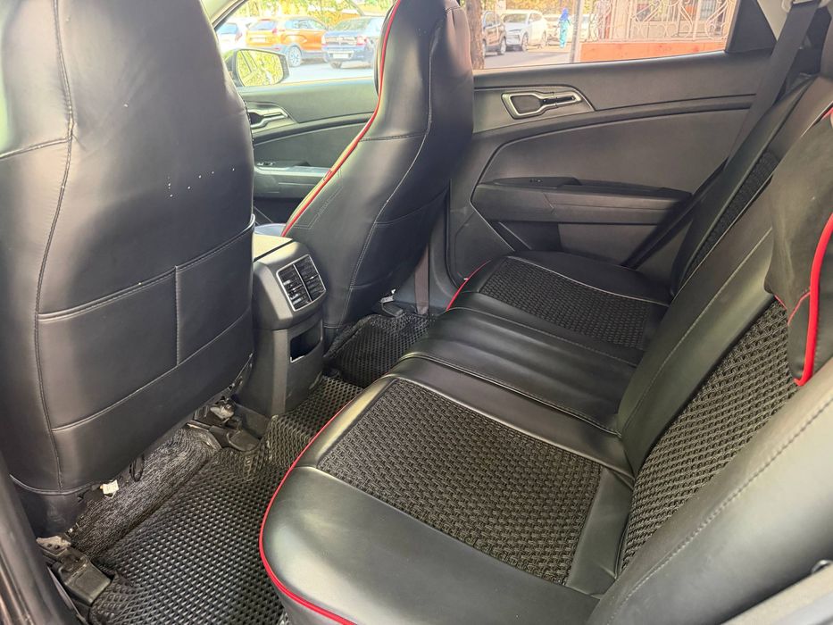 Kia sportage sotiladi