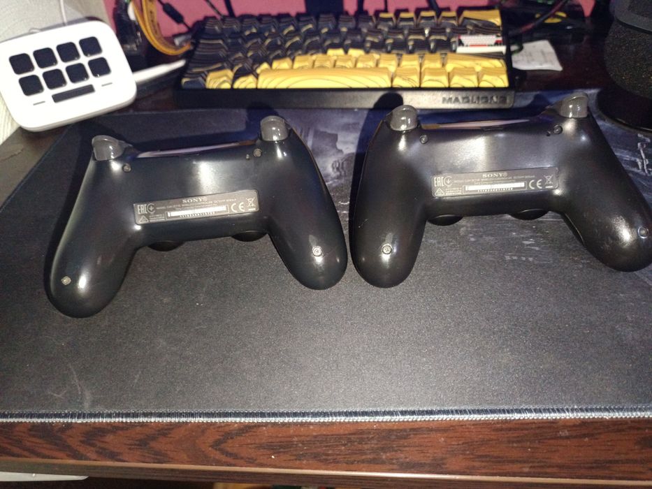 Джойстици за ps4 два за цената на един