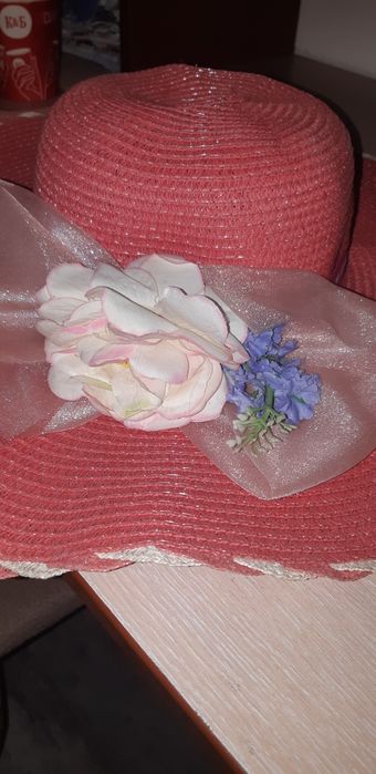 Шляпа с широкими палями