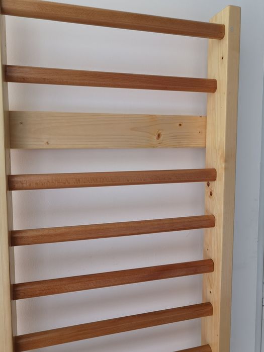 Spalier gimnastica 200/70 cm, 12 trepte, nelacuit