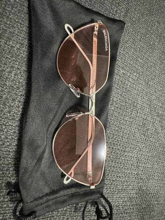 Нови слънчеви очила Balenciaga