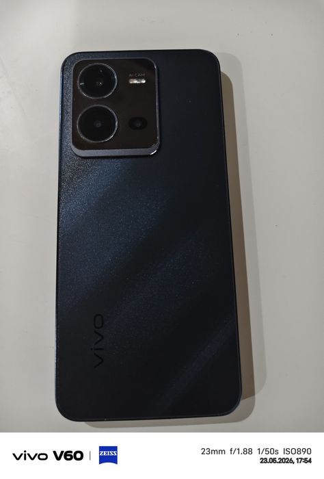 Смартфон vivo 25e