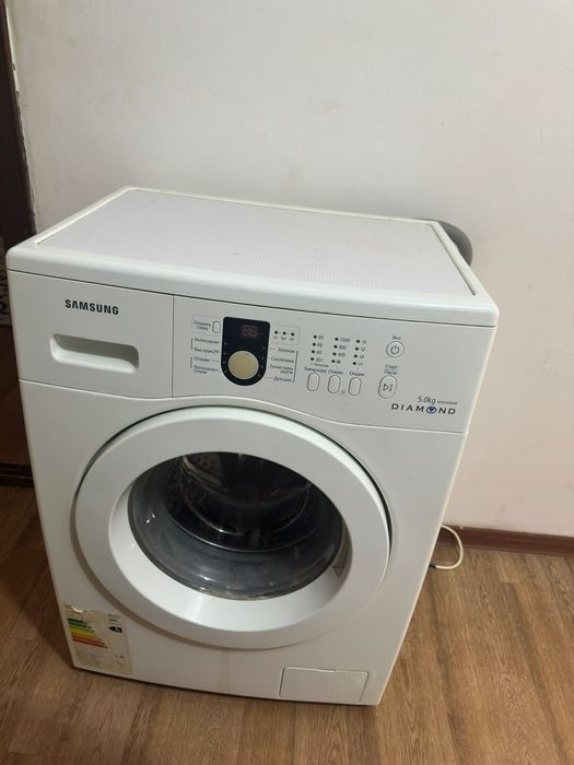 Продам стиральную машинку