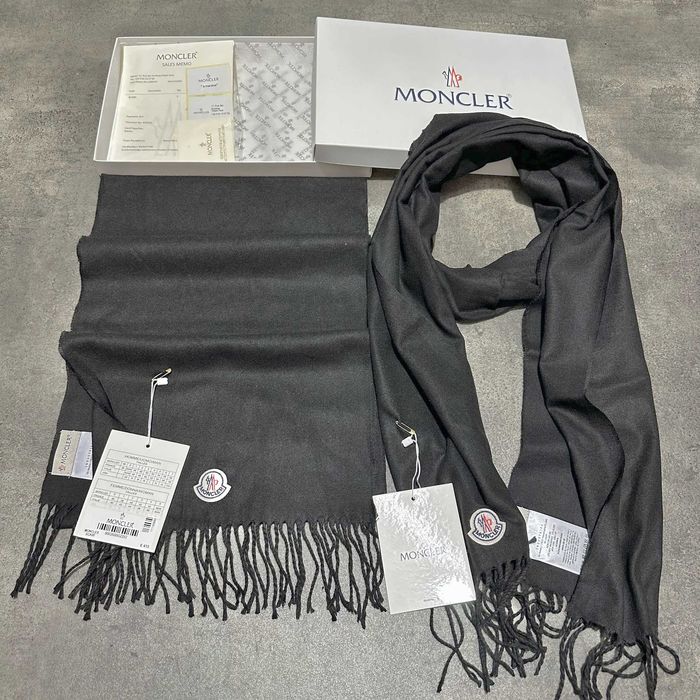 Луксозен подаръчен комплект шал markovi shalove маркови шалове lux