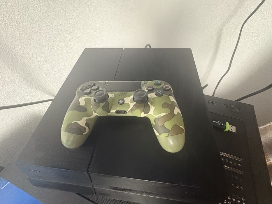 Vand ps4 ca si nou