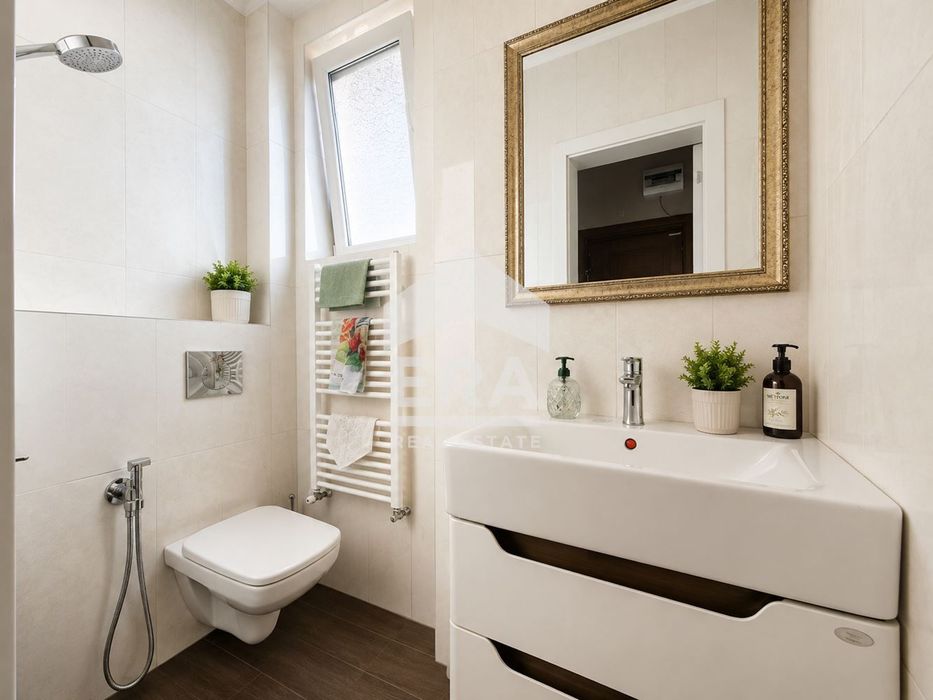 Дава се под наем Четиристаен апартамент в София, Лозенец - 120 кв.м за 1100 € - Снимка #10