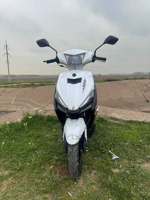 Скутер 125сс пробег 1000