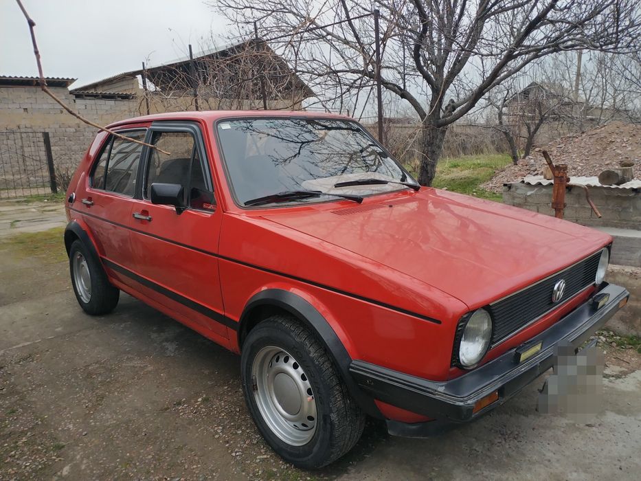 Фольцваген гольф 1. 1979.
