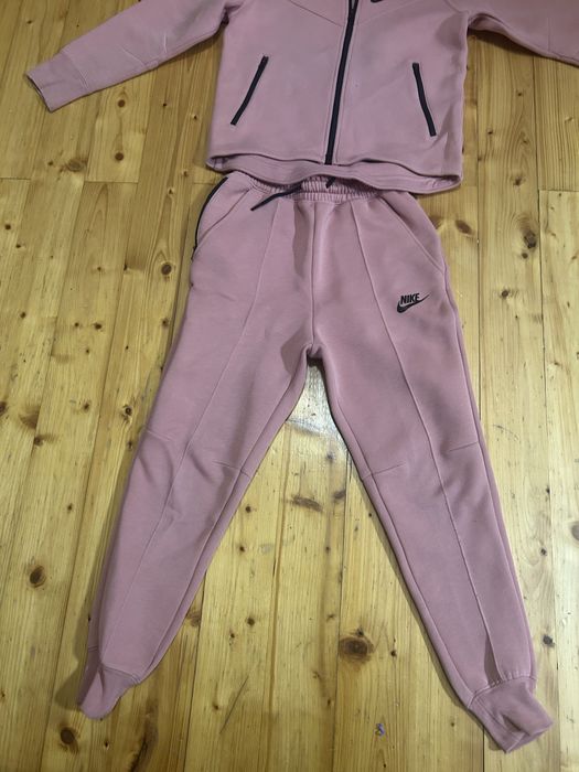 Детски спортен екип Nike-128-137 см.