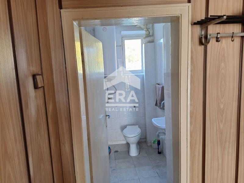 Продава се Тристаен апартамент в Хасково, Училищни - 100 кв.м за 870 €/кв.м - Снимка #4