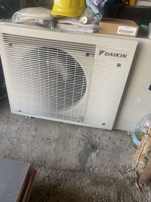 Термо помпа DAIKIN  8 KW