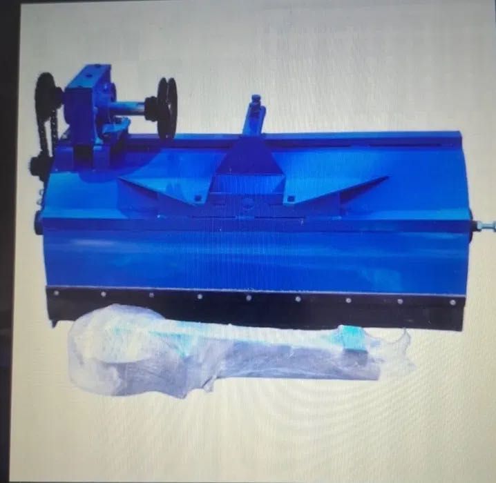 Tocator cu prinderea frontală pentru motocultor si tractoras