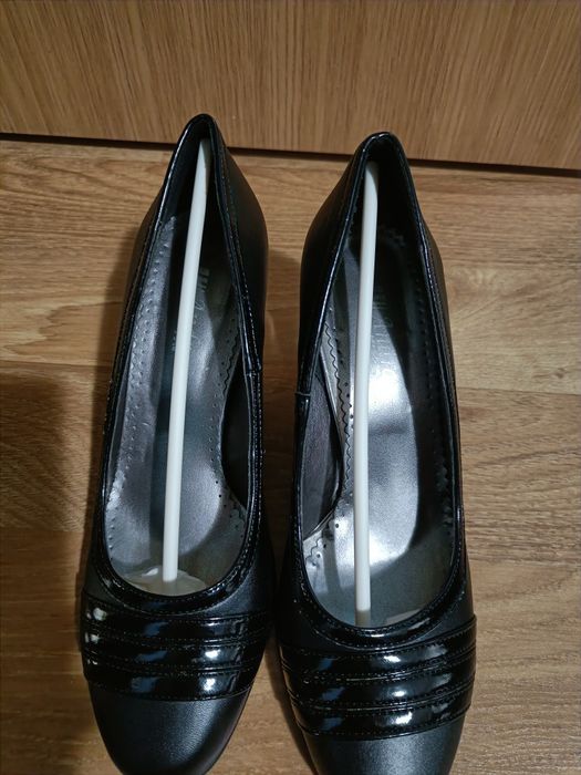 Pantofi eleganți din piele naturală – Mărimea 38