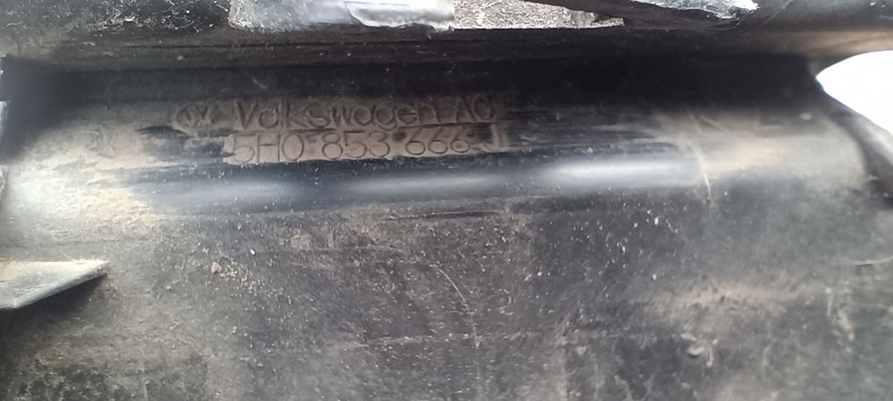 Решетки и хром лайсни Golf 8